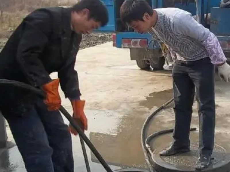 乌鲁木齐水磨沟区南湖附近专业疏通管道维修马桶